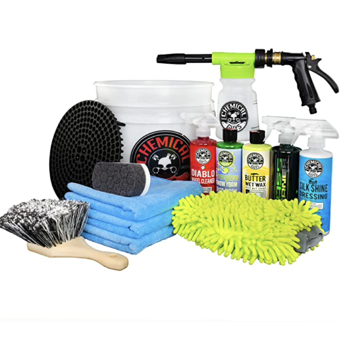 Chemical Guys HOL126 14-Piece Arsenal Builder Car Wash Kit with Foam Gun, Bucket